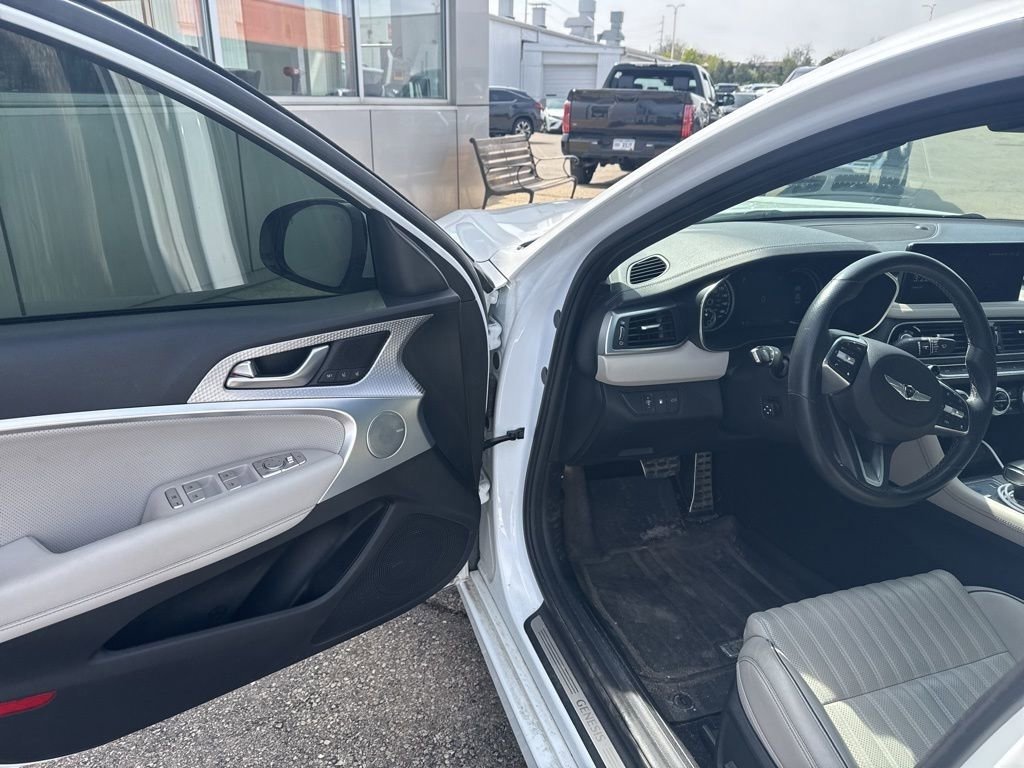 Used 2023 Genesis G70 2.0T w/ Sport Prestige Package AWD/4WD image 23