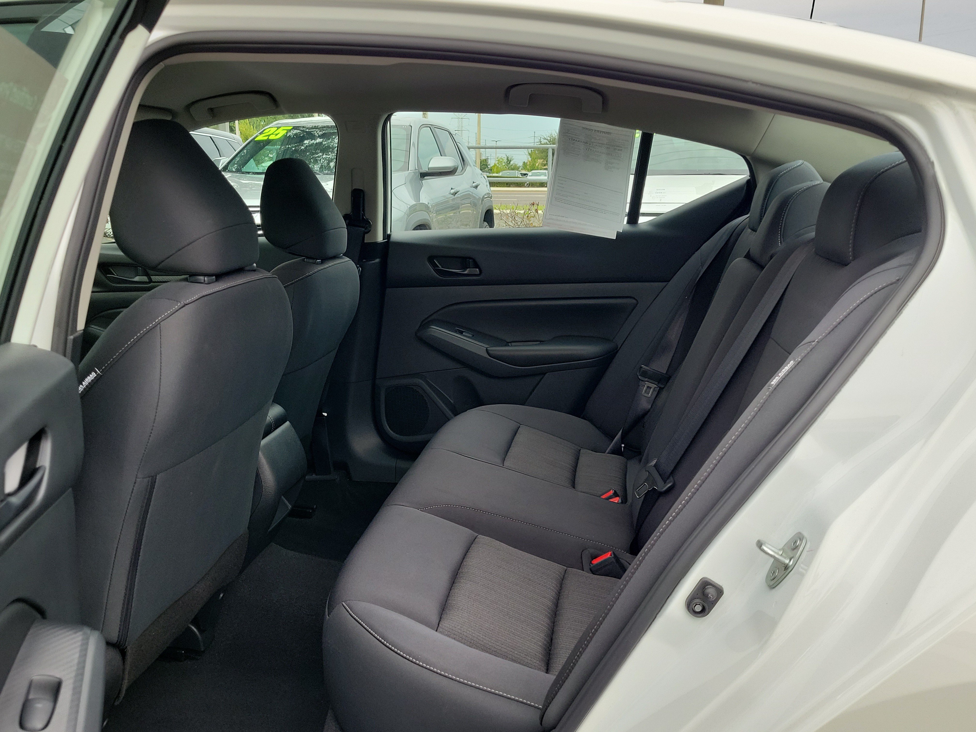 Certified 2025 Nissan Altima 2.5 S FWD image 9