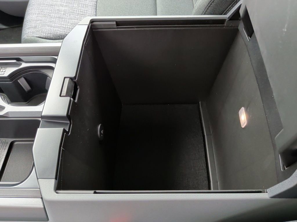 New 2026 Ford F350 XLT image 31