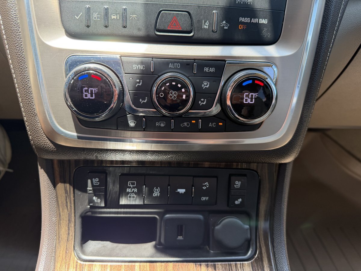 Used 2015 GMC Acadia Denali FWD image 28