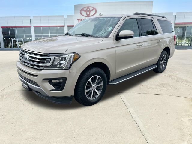Used 2018 Ford Expedition Max XLT w/ Equipment Group 202A AWD/4WD image 7