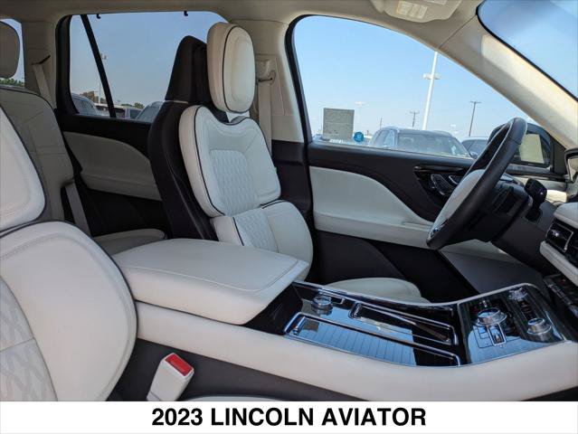 Used 2023 Lincoln Aviator Black Label w/ Dynamic Handling Package AWD/4WD image 26