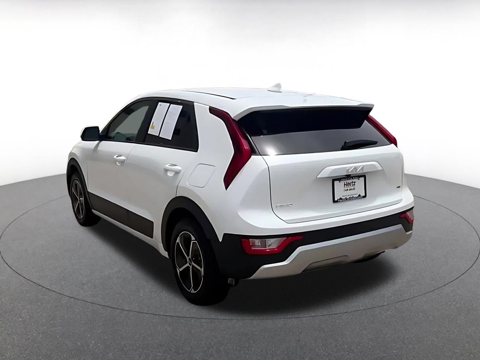 Used 2026 Kia Niro LX FWD image 11
