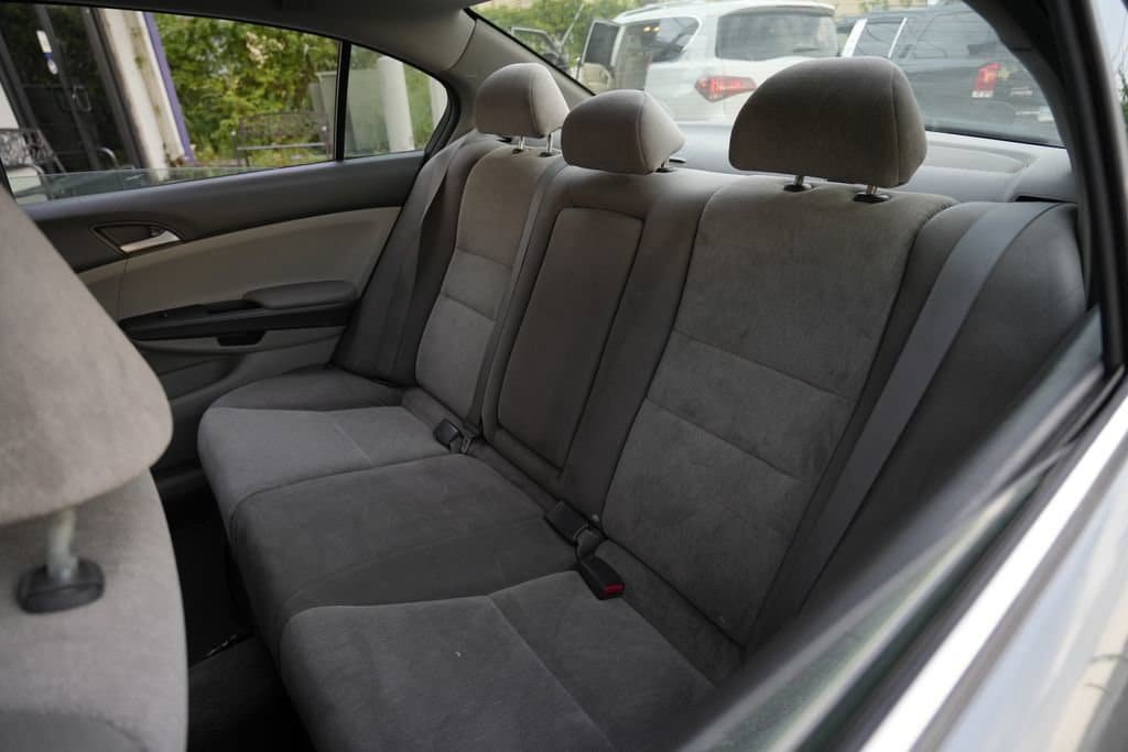Used 2010 Honda Accord LX-P image 18