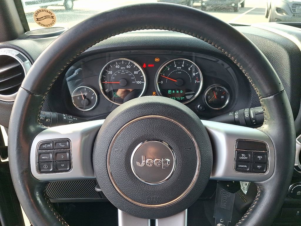 Used 2015 Jeep Wrangler Freedom Edition image 17