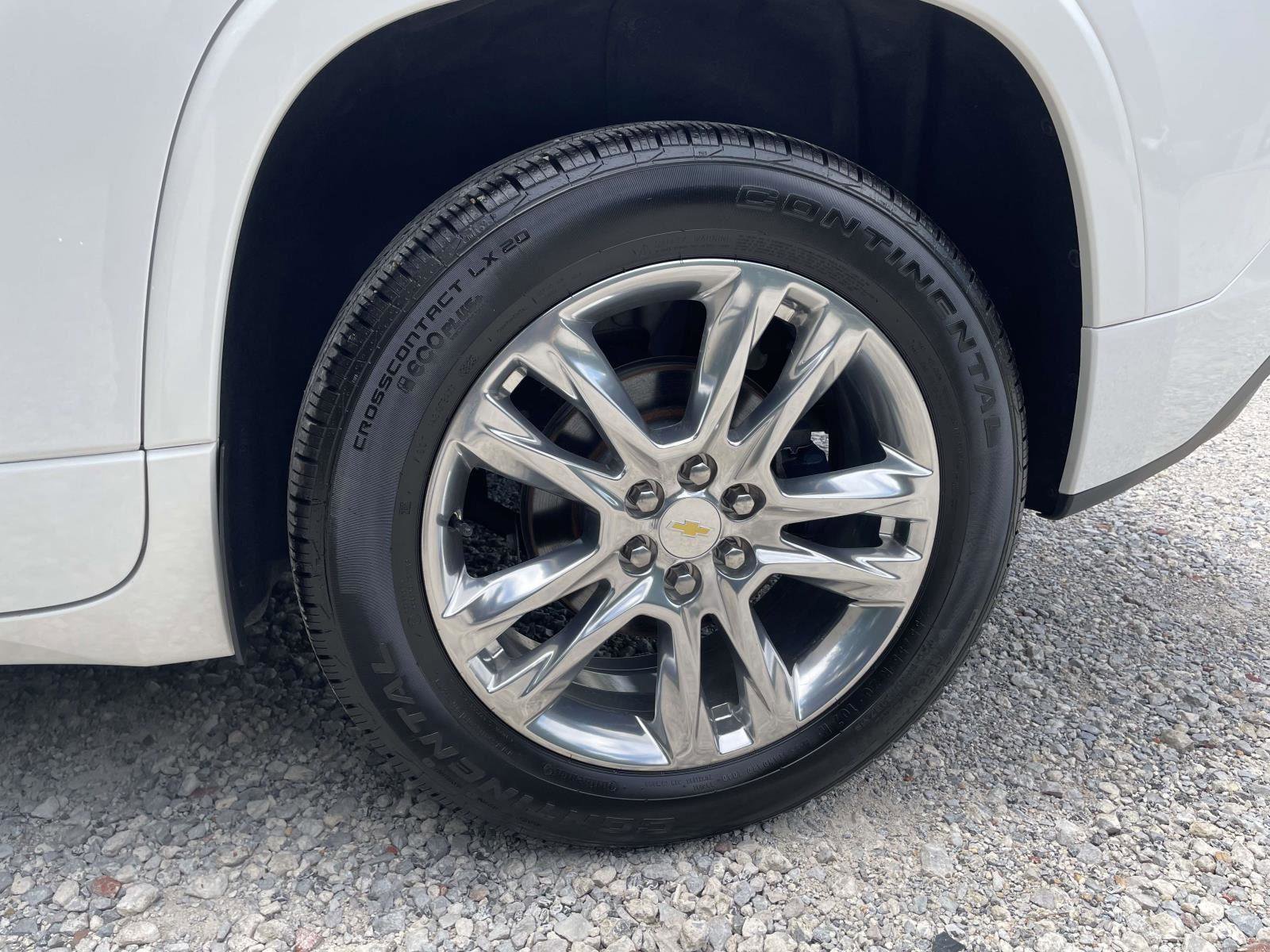 Used 2021 Chevrolet Traverse High Country w/ LPO, Floor Liner Package FWD image 30