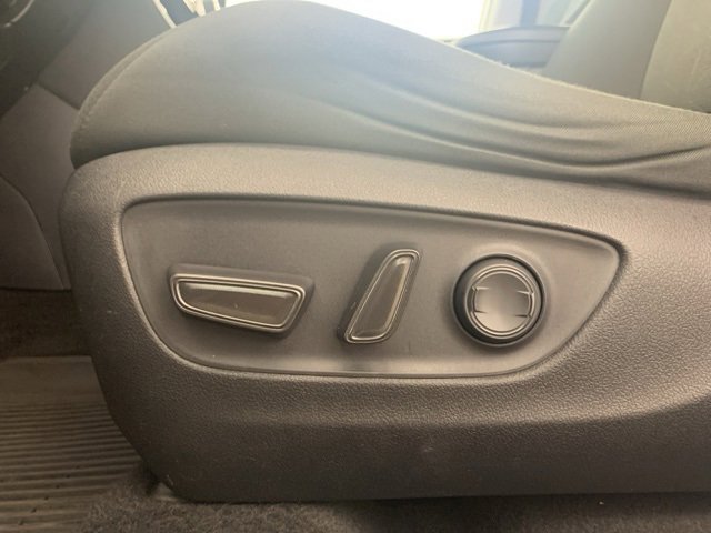 Used 2023 Toyota RAV4 XLE image 22