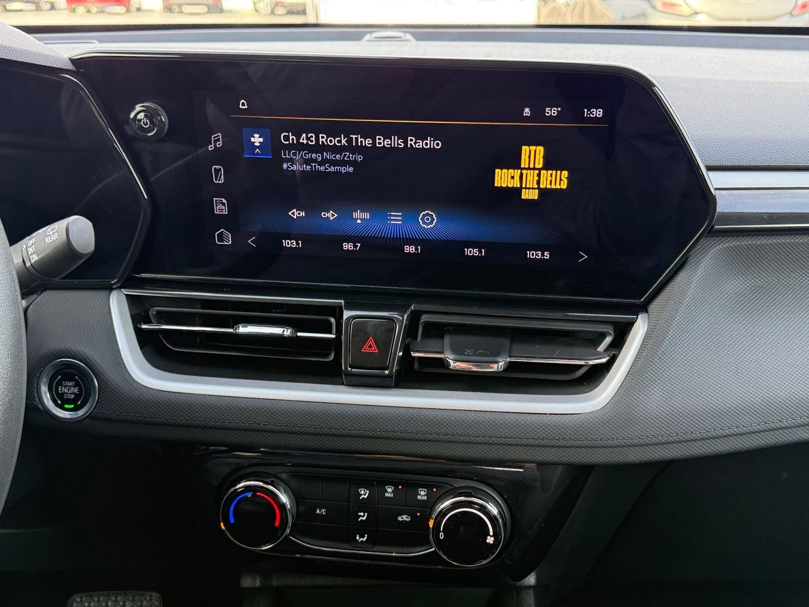 Used 2025 Chevrolet TrailBlazer LT image 21