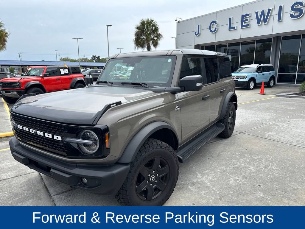 Used 2025 Ford Bronco Outer Banks AWD/4WD image 5