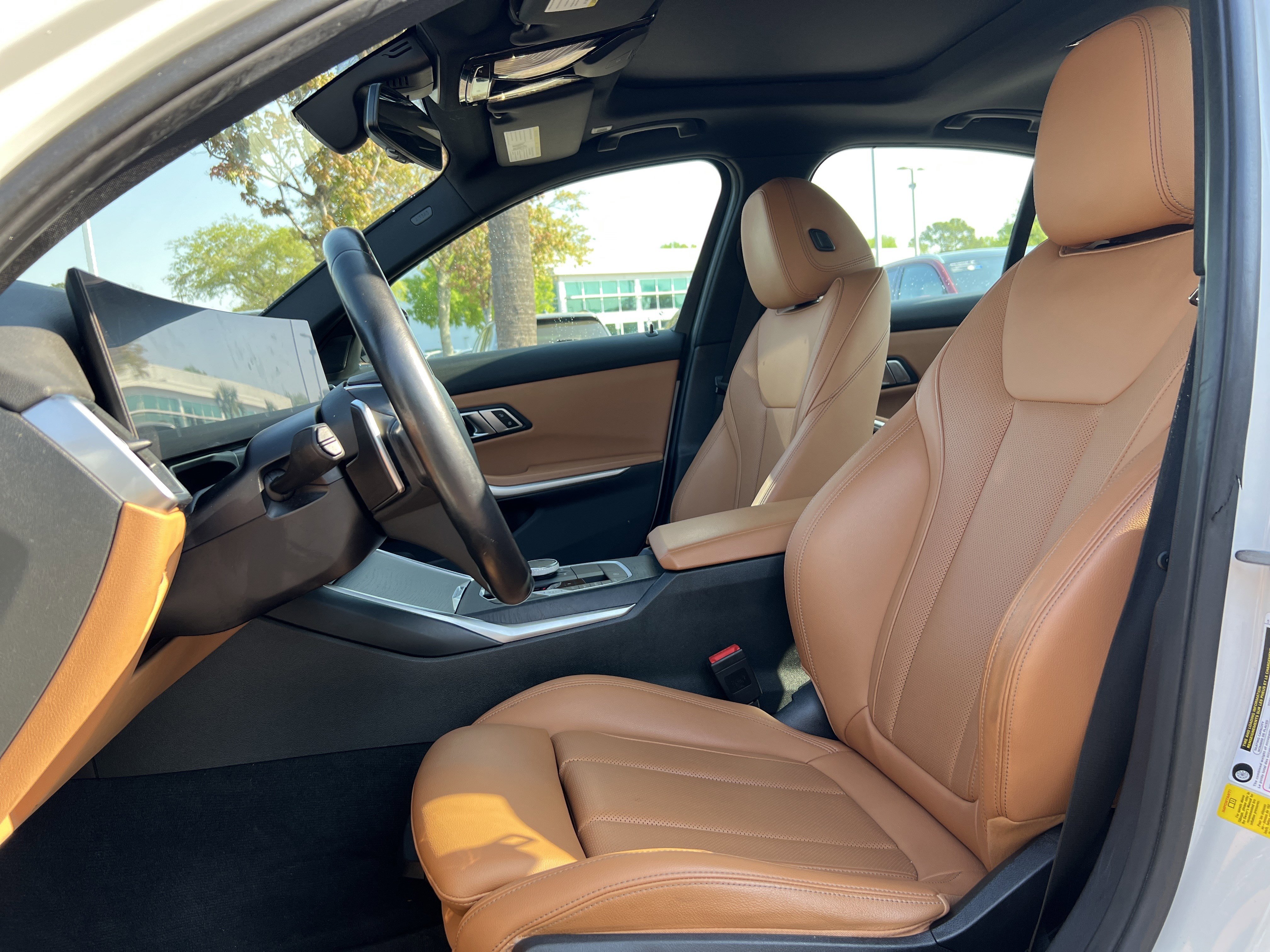 Certified 2023 BMW 330i Sedan w/ Premium Package image 16