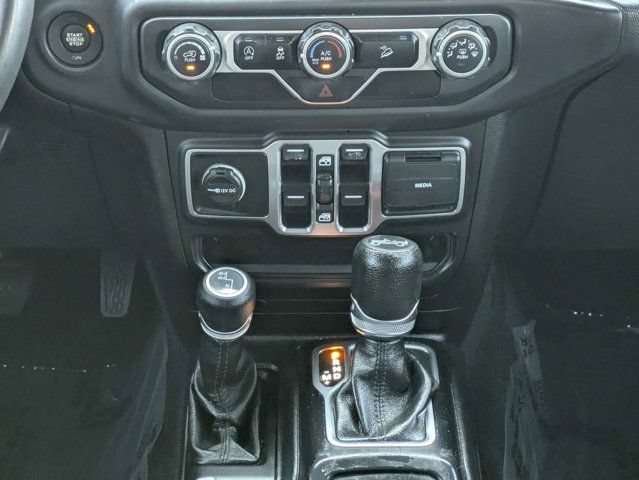 Used 2018 Jeep Wrangler Unlimited Sport S AWD/4WD image 19