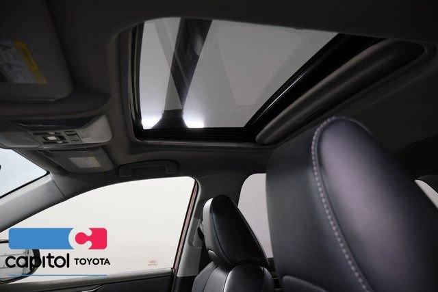 Used 2022 Toyota RAV4 Limited AWD/4WD image 12