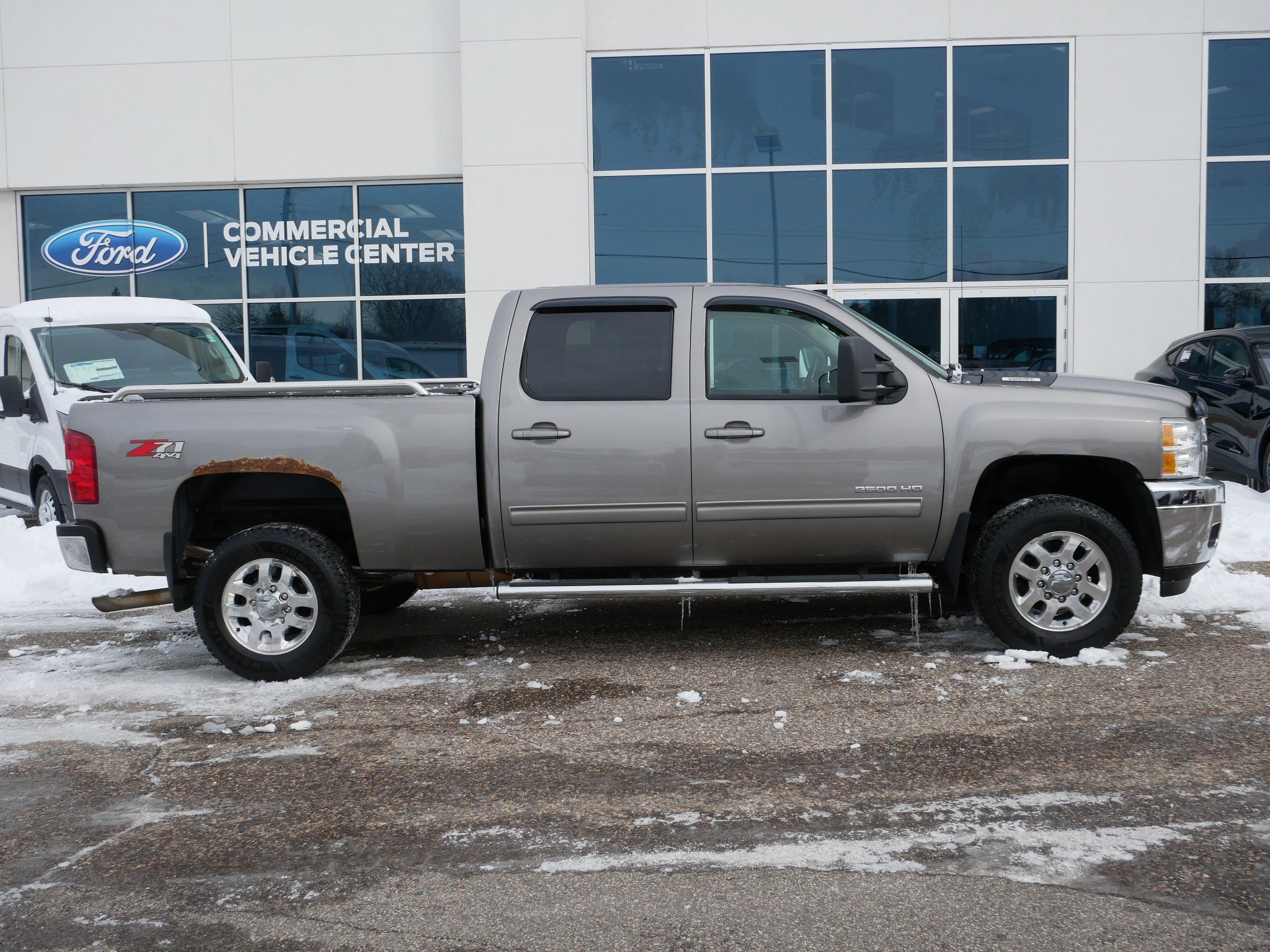Used 2013 Chevrolet Silverado 2500 LTZ w/ LTZ Plus Package image 2