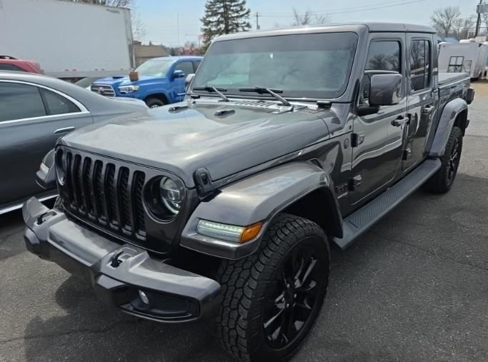 Used 2021 Jeep Gladiator Overland image 3