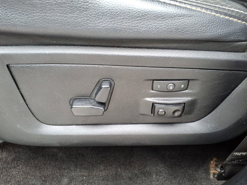 Used 2017 RAM 2500 Power Wagon w/ Leather & Luxury Group image 16