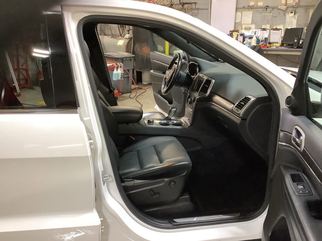 Certified 2018 Jeep Grand Cherokee Limited image 20