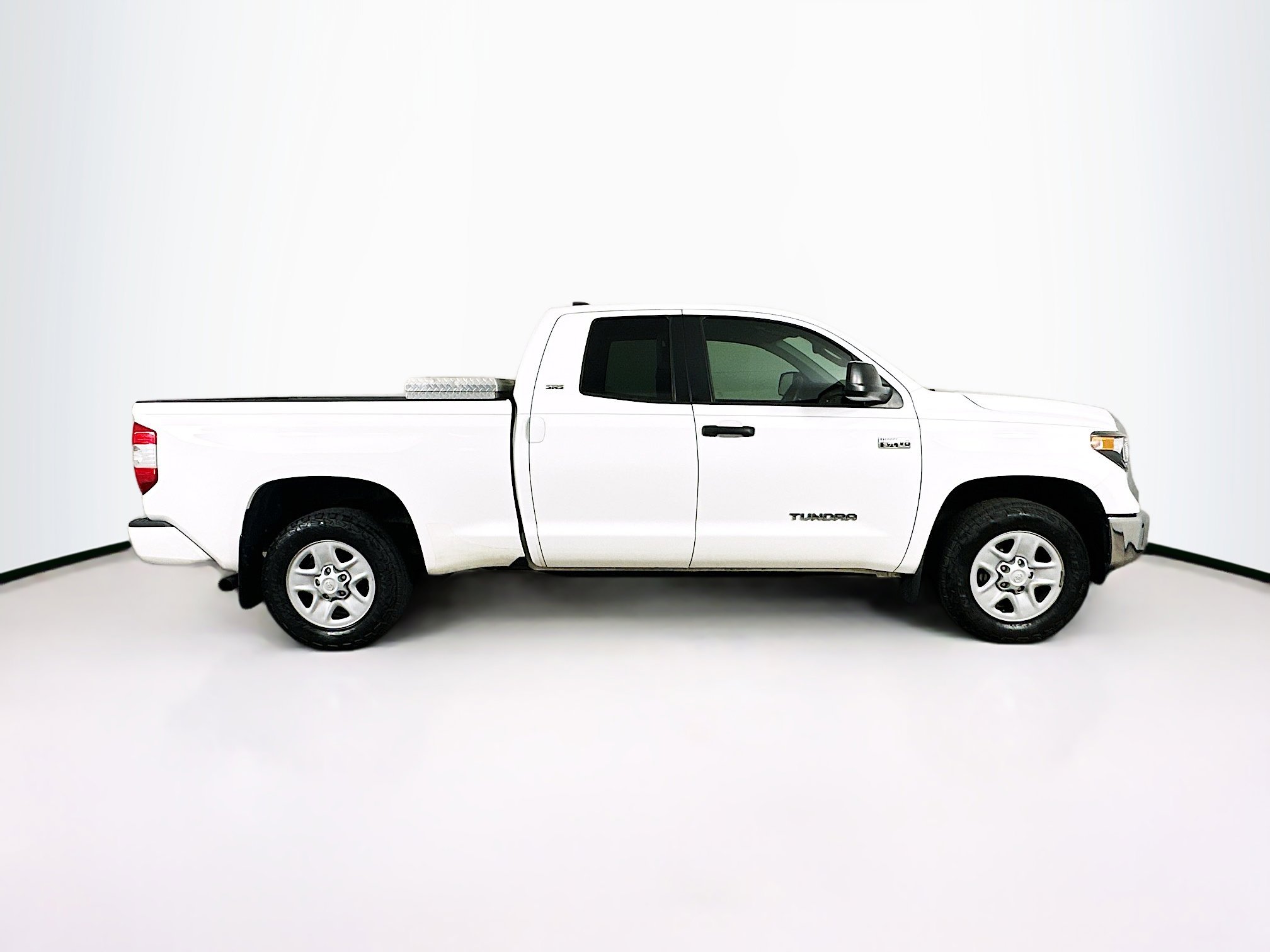 Used 2021 Toyota Tundra SR5 RWD image 10