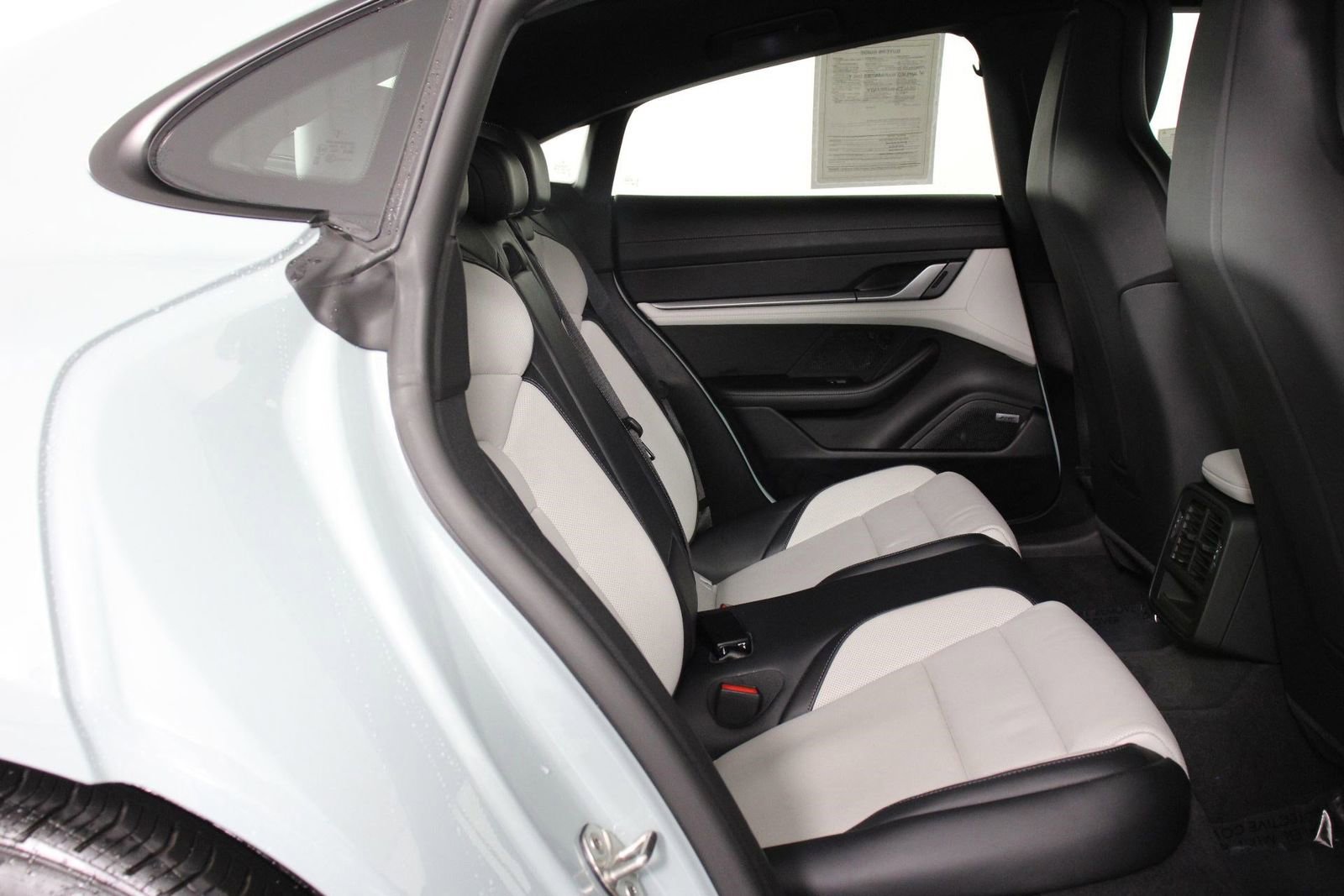 Certified 2025 Porsche Taycan image 30