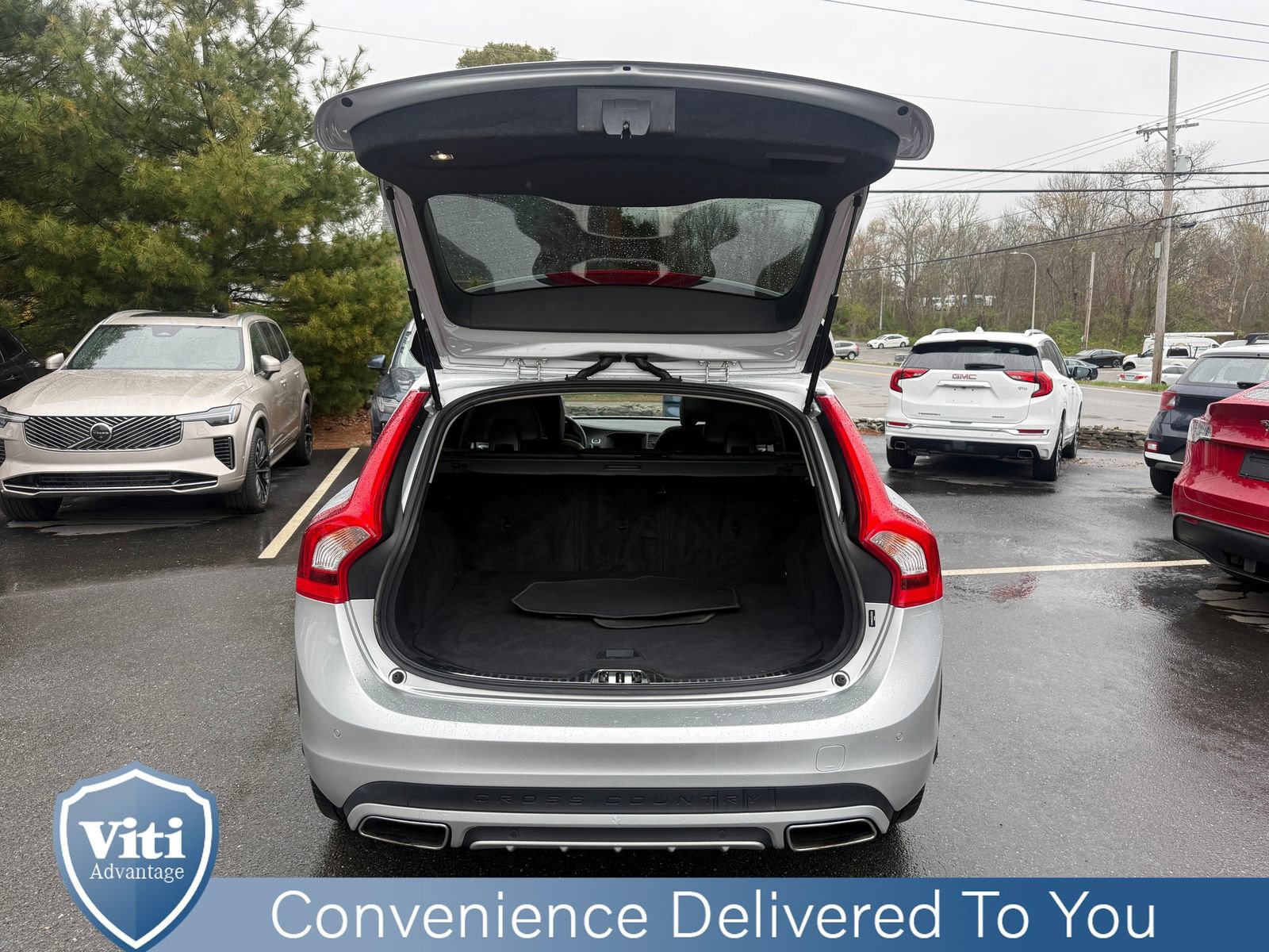 Used 2018 Volvo V60 T5 Cross Country AWD/4WD image 23