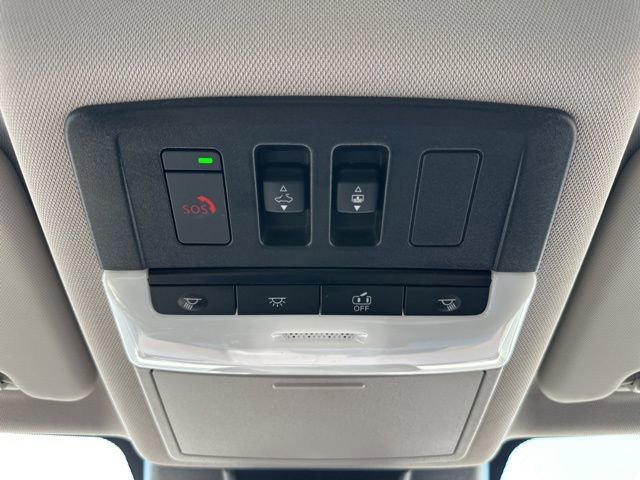 Used 2023 Nissan Rogue Platinum w/ Platinum Premium Package AWD/4WD image 25