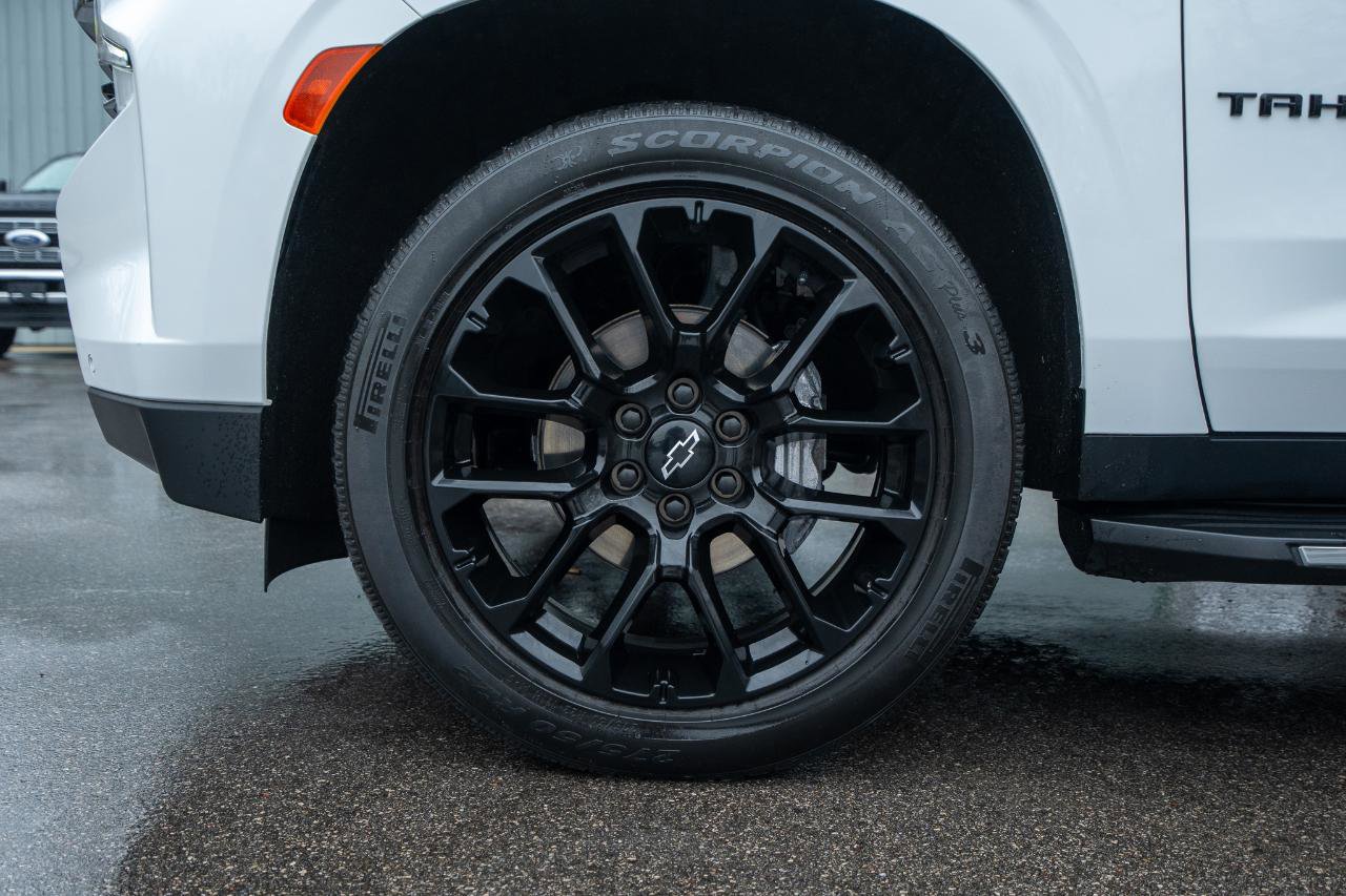 Used 2023 Chevrolet Tahoe LT w/ Luxury Package image 10