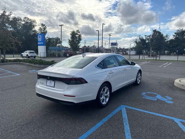 Used 2024 Honda Accord LX image 8