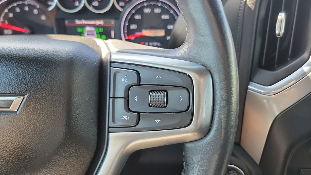 Used 2021 Chevrolet Silverado 1500 RST image 21