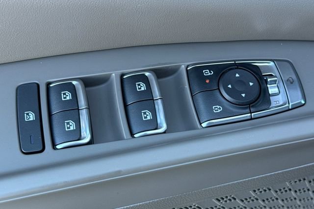 New 2026 Kia Carnival EX FWD image 13