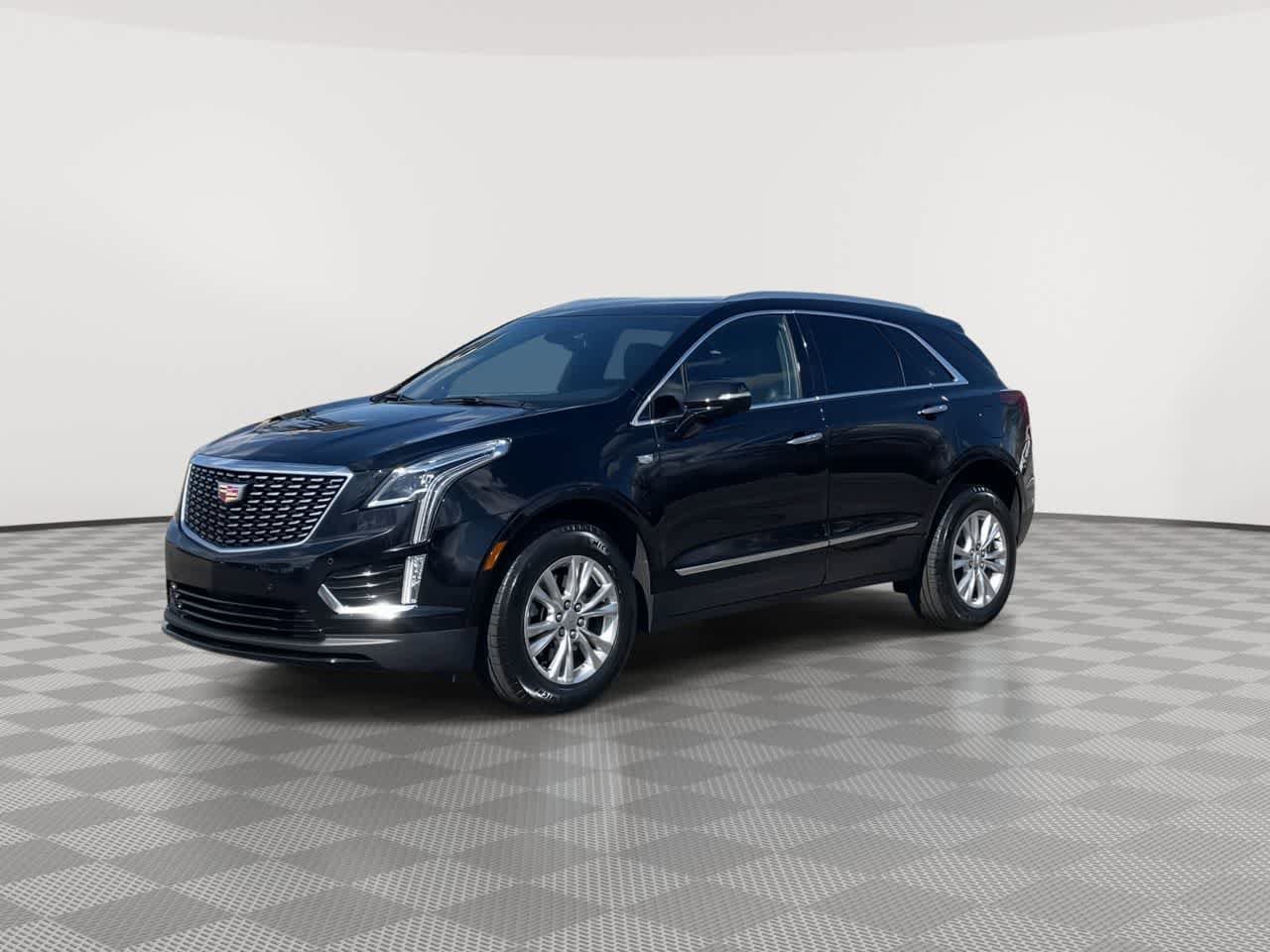 Certified 2024 Cadillac XT5 Luxury AWD/4WD image 4