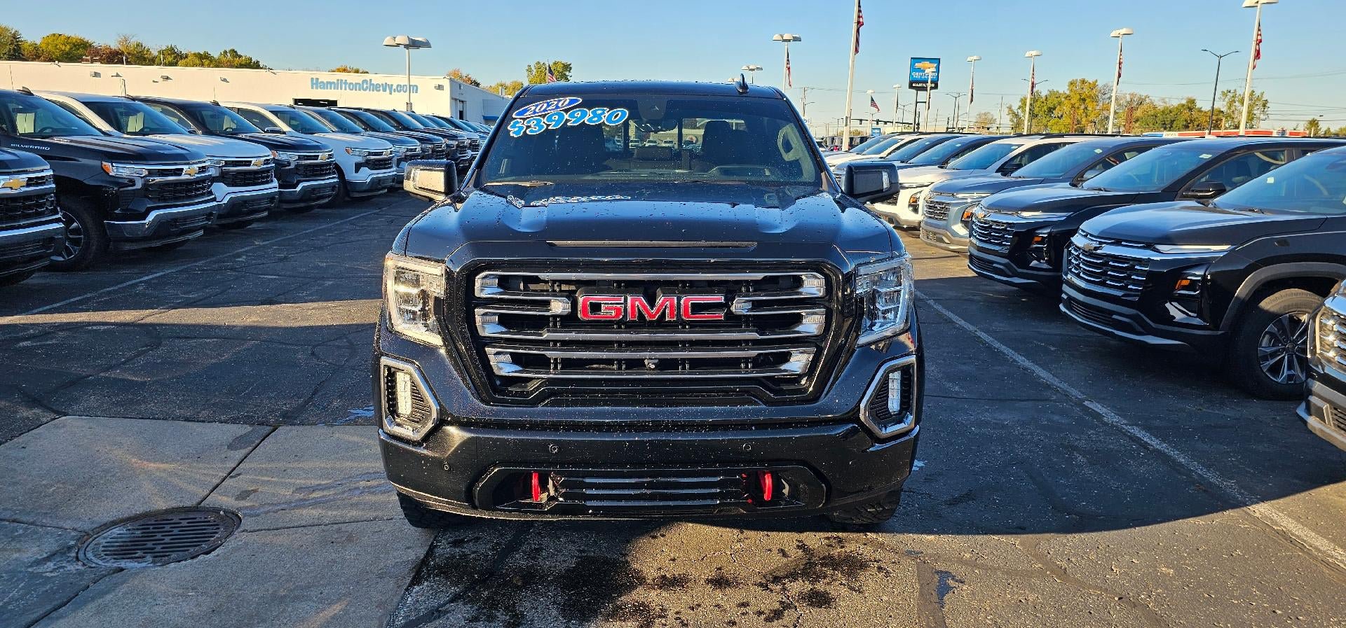 Used 2020 GMC Sierra 1500 AT4 w/ AT4 Premium Package AWD/4WD image 2