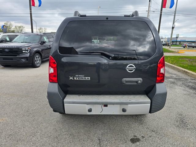 Used 2015 Nissan Xterra S image 4