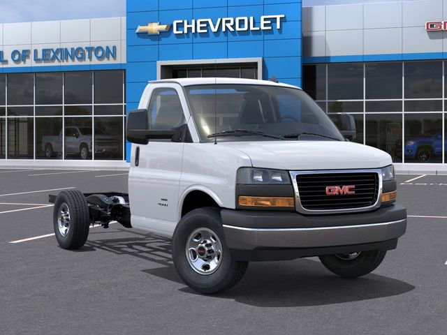 New 2025 GMC Savana 3500 w/ Power Convenience Package RWD image 7