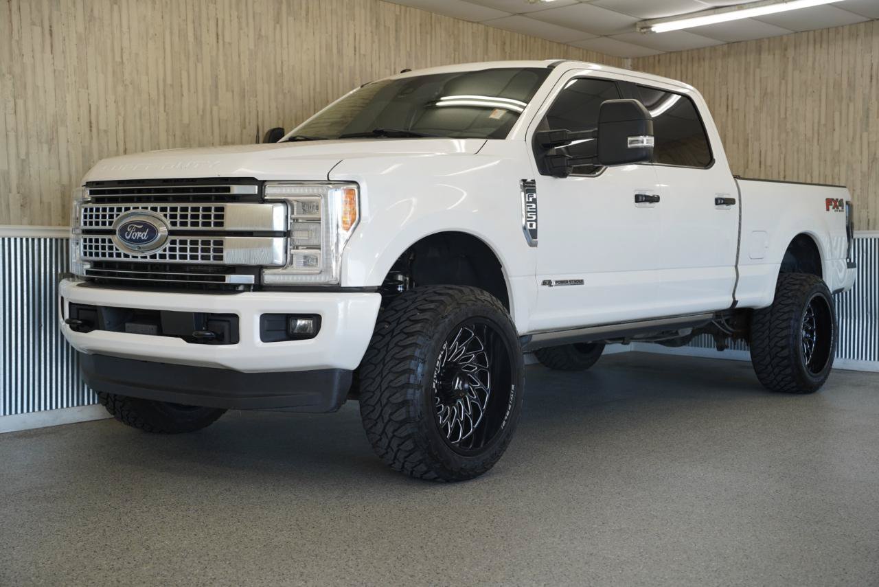 Used 2018 Ford F250 Platinum w/ Platinum Ultimate Package AWD/4WD image 4