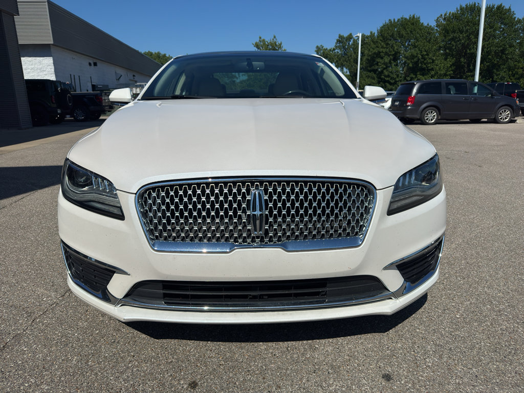 Used 2017 Lincoln MKZ Reserve FWD image 2