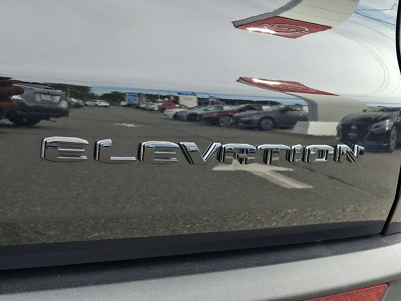 Used 2025 GMC Acadia Elevation AWD/4WD image 36