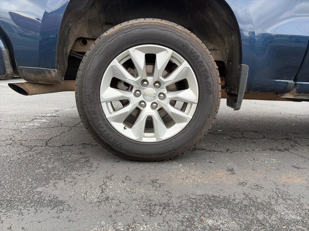 Used 2023 Chevrolet Silverado 1500 Custom image 9