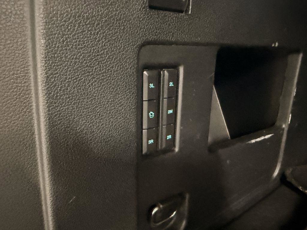 Used 2021 Ford Expedition Max Limited AWD/4WD image 36