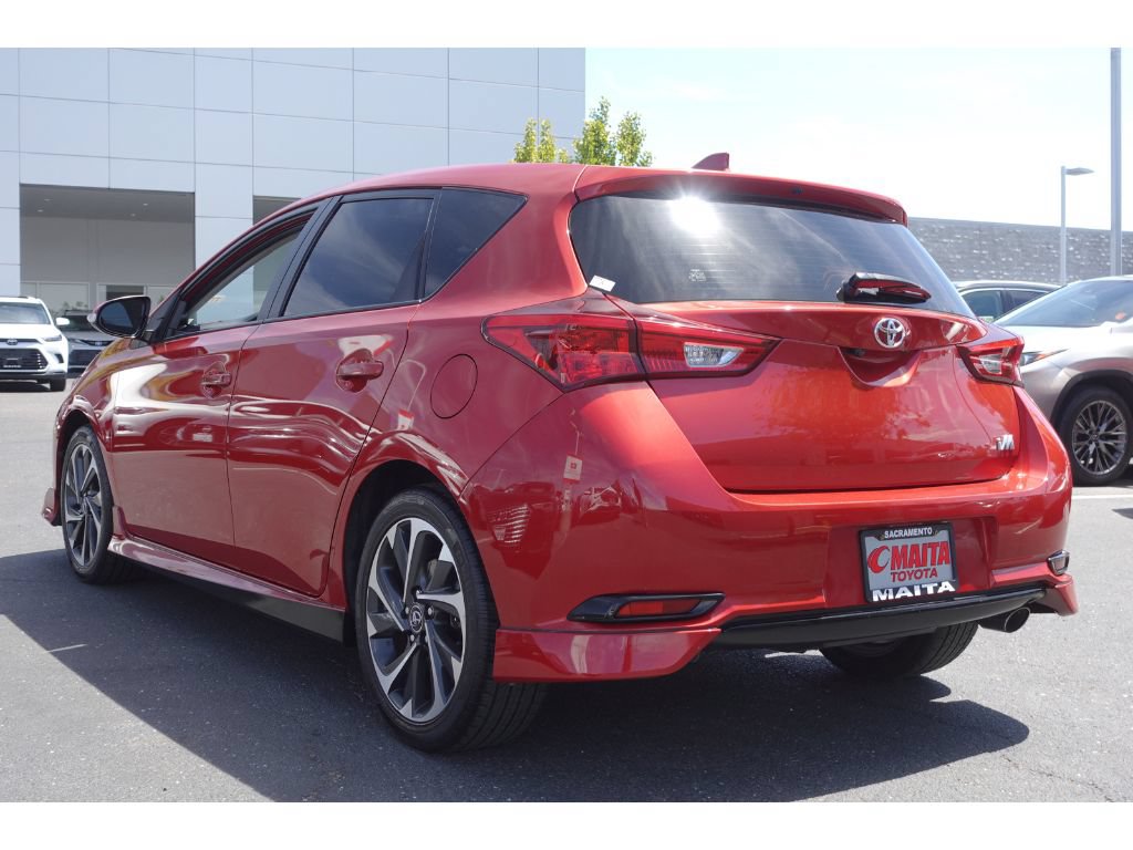 Certified 2018 Toyota Corolla iM w/ All-Weather Mat Package FWD image 6