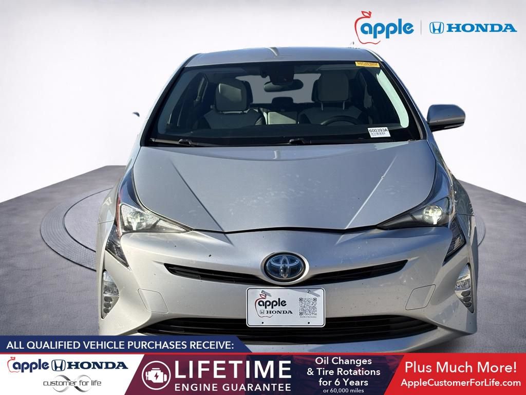 Used 2017 Toyota Prius Four FWD video 2