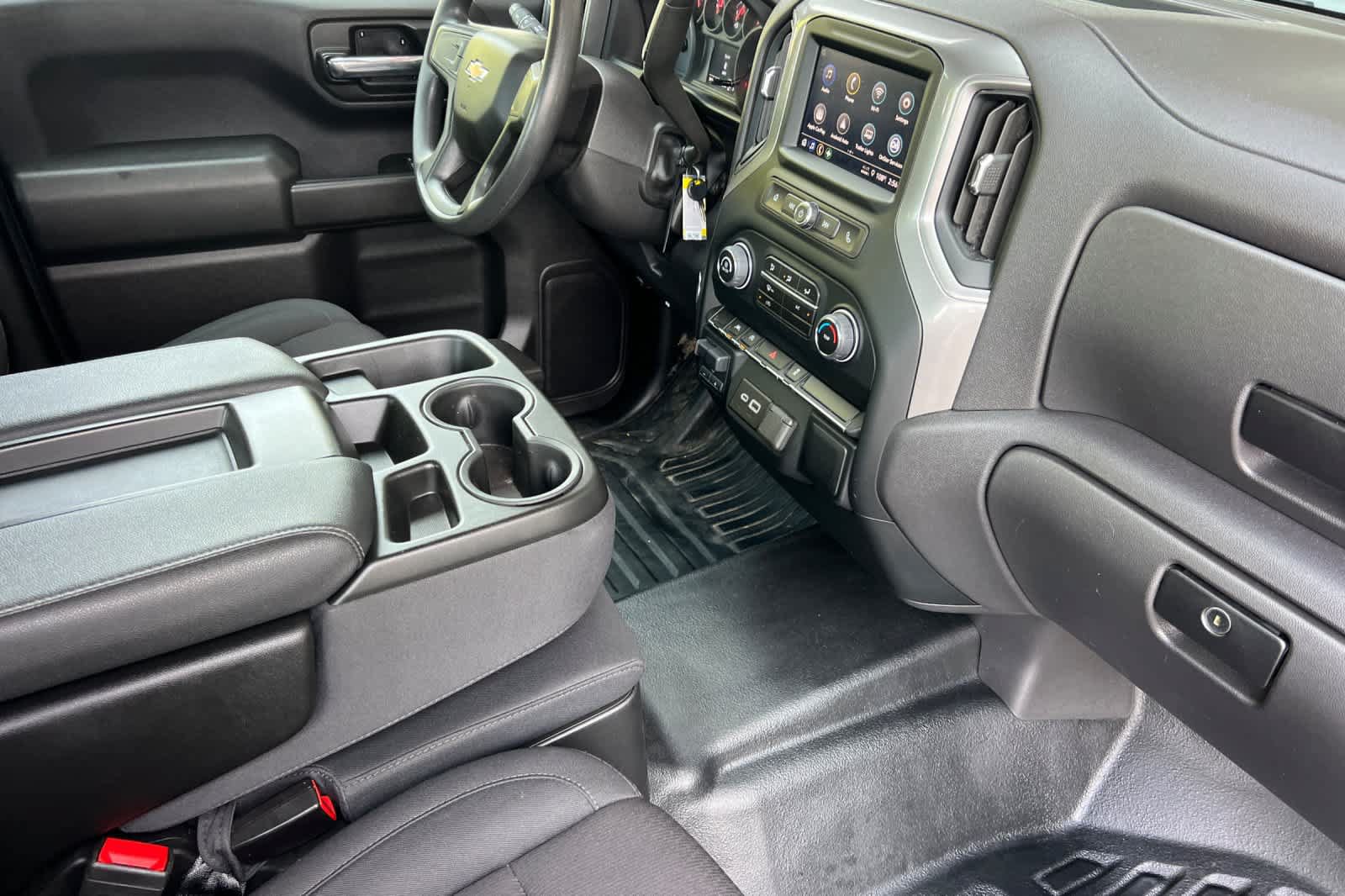 Used 2024 Chevrolet Silverado 1500 W/T w/ Trailering Package AWD/4WD image 15