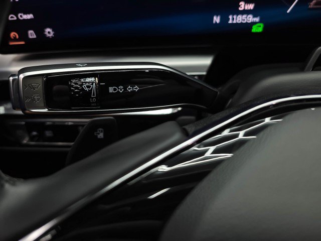 Used 2024 Cadillac Lyriq Sport AWD/4WD image 22