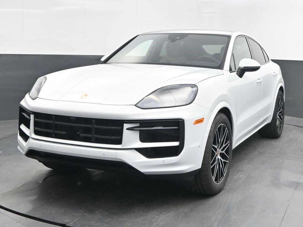 New 2025 Porsche Cayenne Coupe image 6