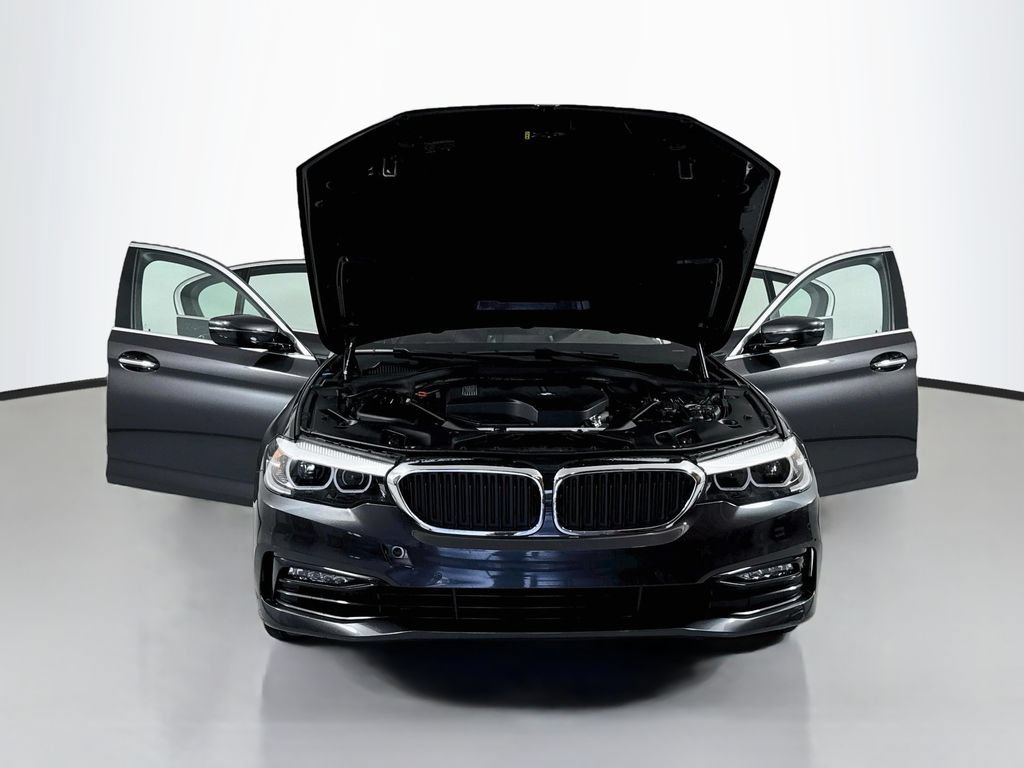 Used 2017 BMW 530i xDrive AWD/4WD image 19