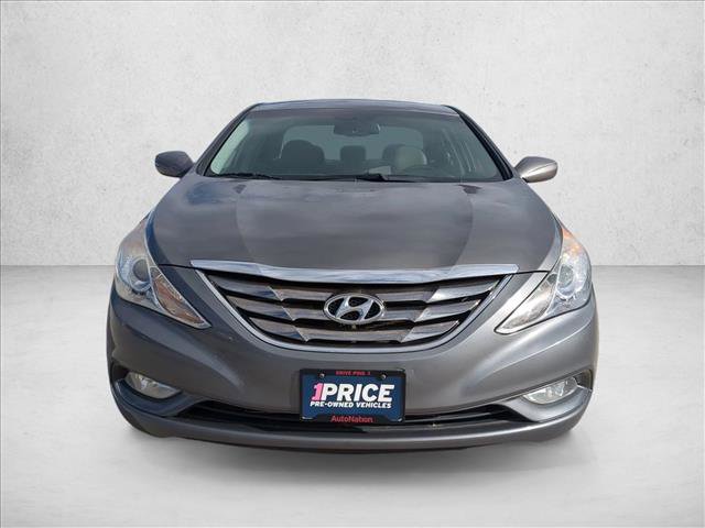 Used 2012 Hyundai Sonata SE image 2
