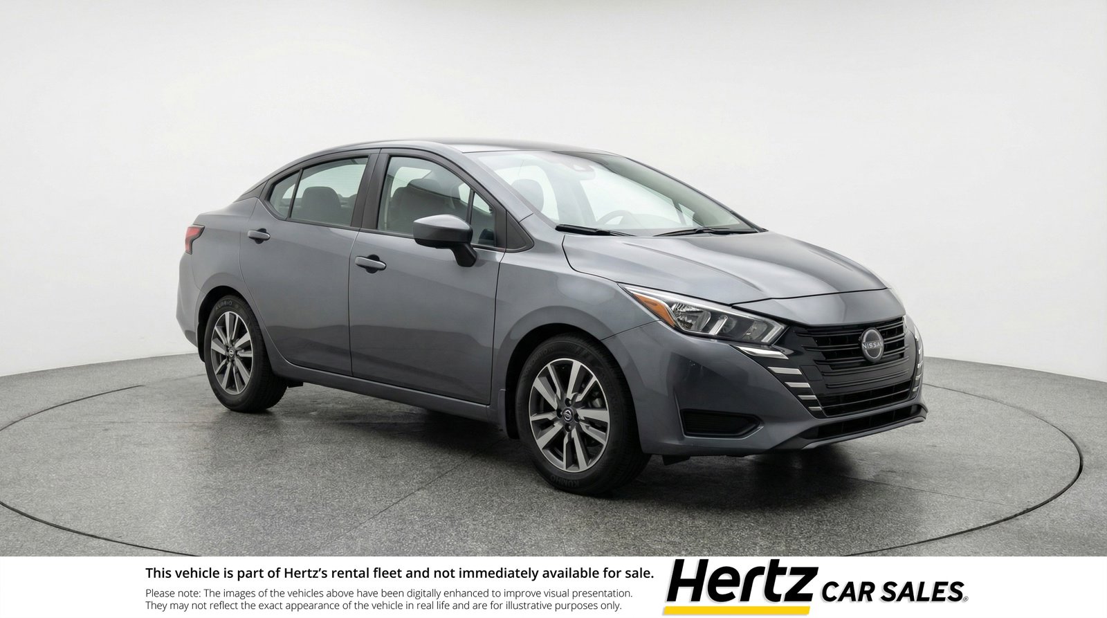 Used 2025 Nissan Versa SV image 1