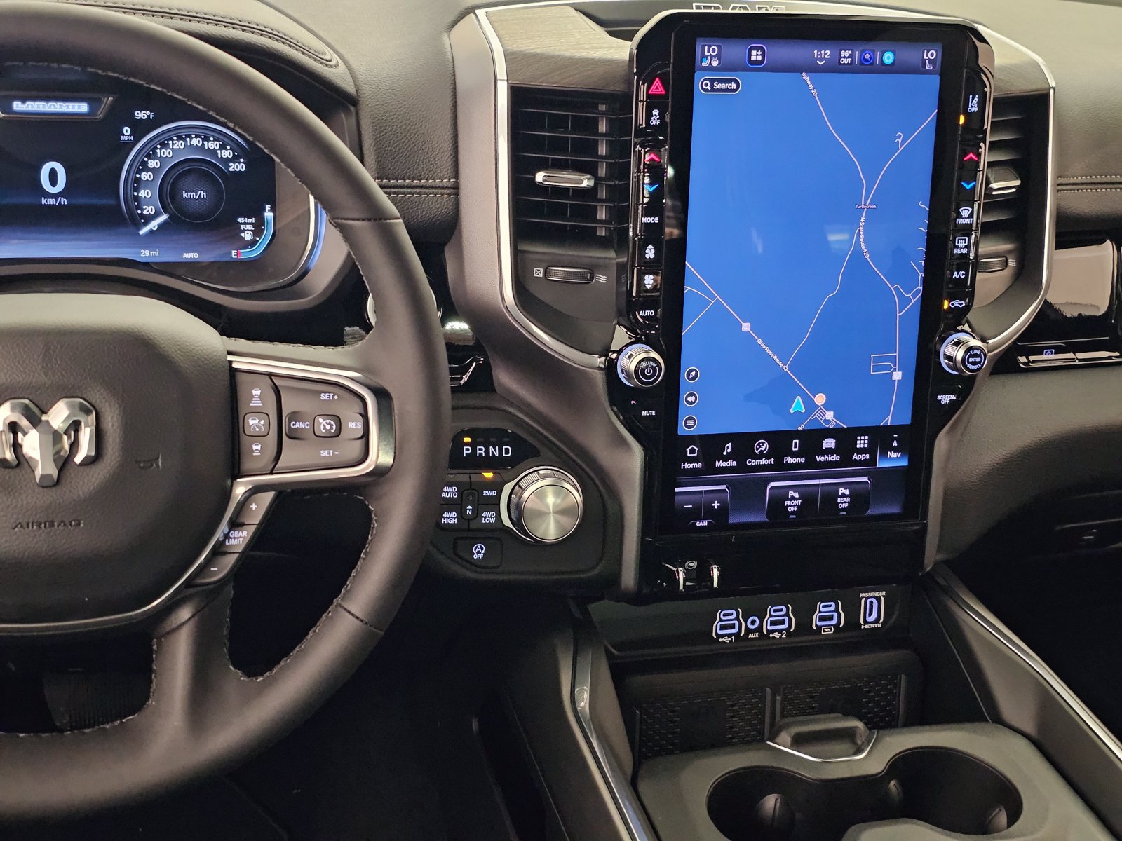 New 2026 RAM 1500 Laramie AWD/4WD image 10