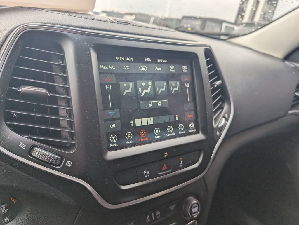 Used 2021 Jeep Cherokee Latitude Lux w/ Sun & Sound Group image 21