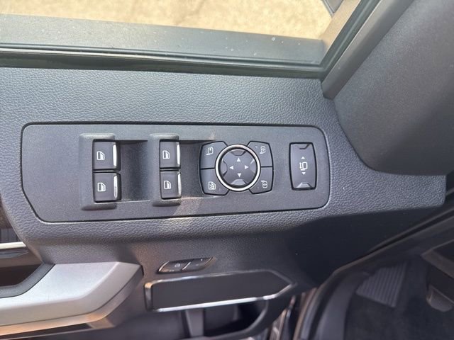 Used 2017 Ford F250 Lariat w/ Lariat Value Package AWD/4WD image 8