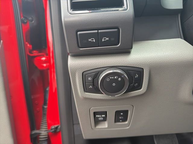 Used 2019 Ford F150 XLT w/ Equipment Group 302A Luxury AWD/4WD image 26