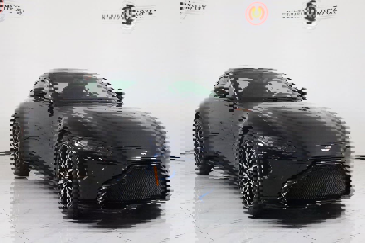 Used 2019 Aston Martin V8 Vantage Coupe image 16